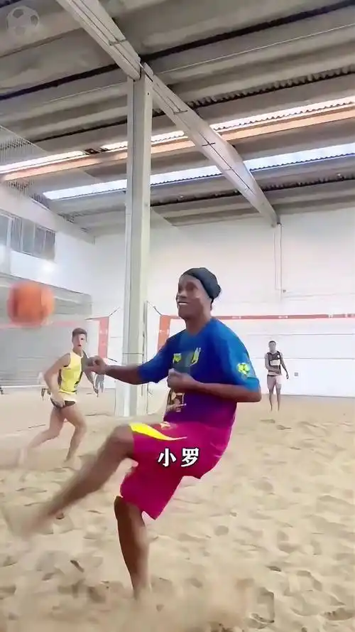 界联动屡见